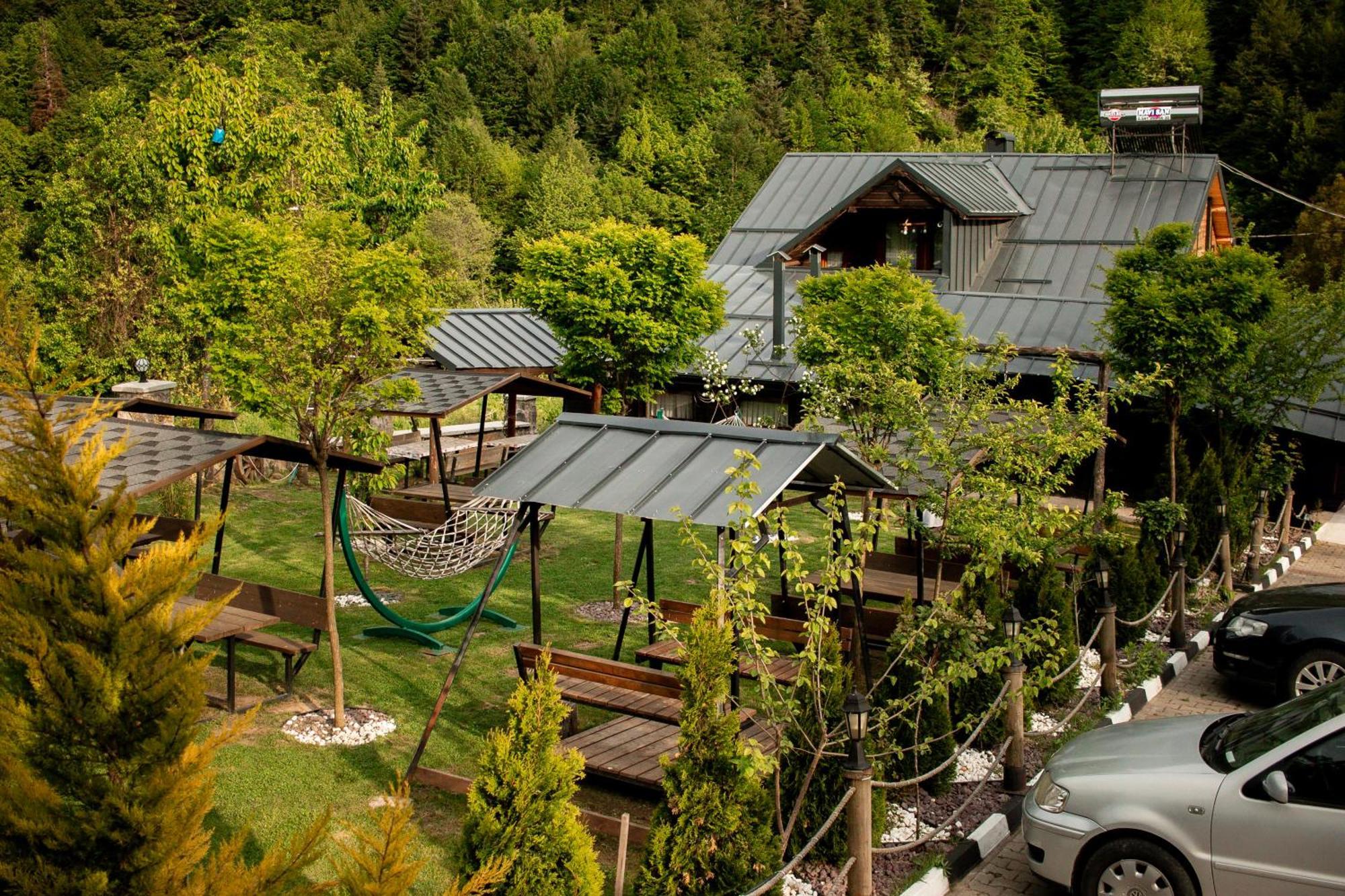Bed and Breakfast Abant Zuemruet Dag Evi Dereceören Exterior foto